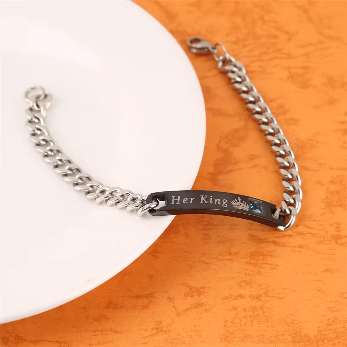 Βραχιόλι Her King με βαθιά χάραξη, ανθεκτικό στη φθορά