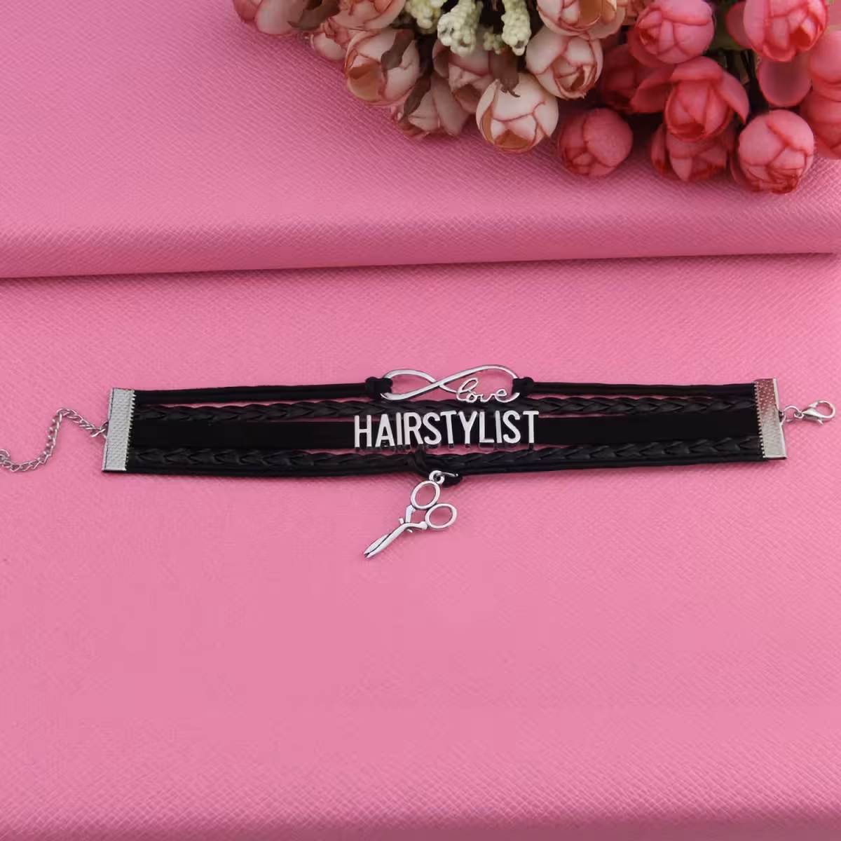 Δερμάτινο βραχιόλι για αστικό ή επαγγελματικό outfit κουρείου