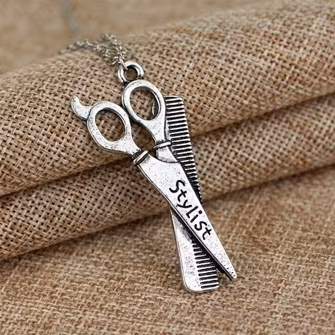 Αλυσίδα Μενταγιόν Κομμωτή / Στυλίστα Barber – Αξεσουάρ Fashion με Ψαλίδι και Χτένα για Κομμωτήριο