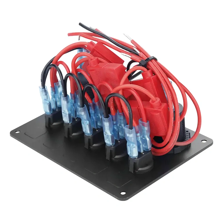 Πάνελ αυτοκινήτου IP65, διακόπτες με ασφάλειες, ιδανικό για υγρά ή σκονισμένα περιβάλλοντα