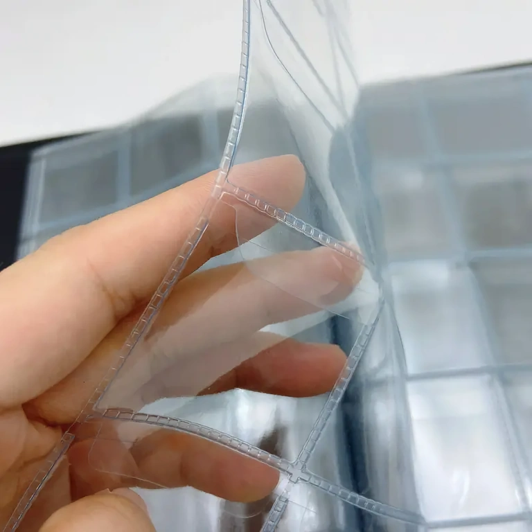 Στερεό άλμπουμ από συνθετικό δέρμα για αποθήκευση νομισμάτων