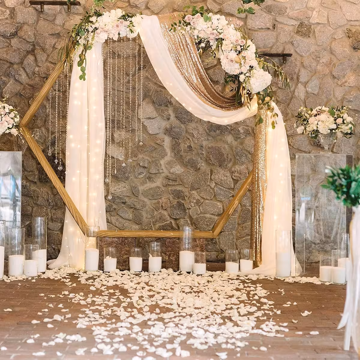 Τεχνητά λευκά πέταλα για διακόσμηση θεματικών πάρτι