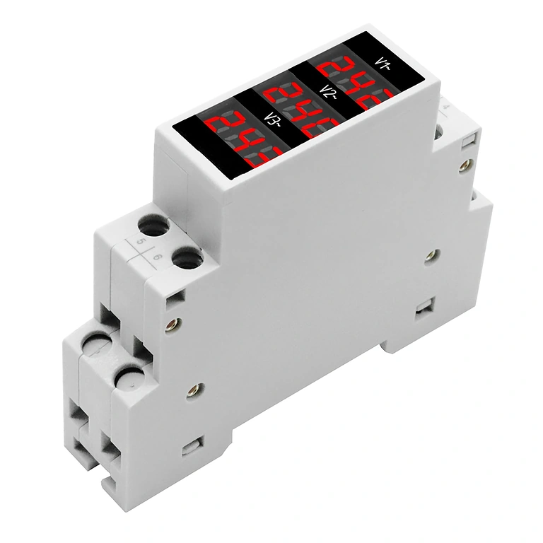 Εγκατάσταση ψηφιακού βολτόμετρου σε βιομηχανικό ηλεκτρικό πίνακα