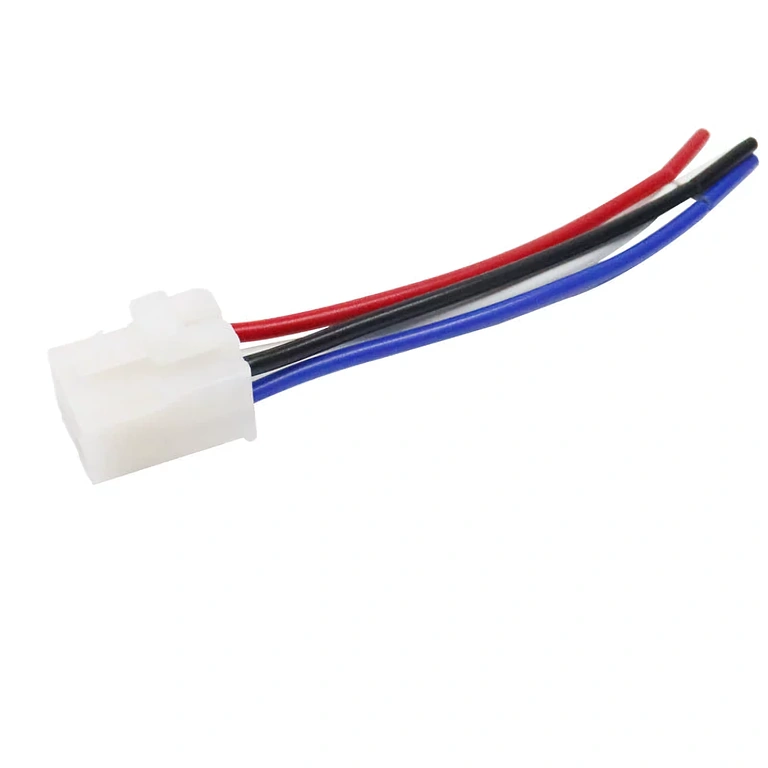 Βάση και ρελέ 12V 4 ακίδων 40A τοποθετημένα – λεπτομέρεια συνδέσεων